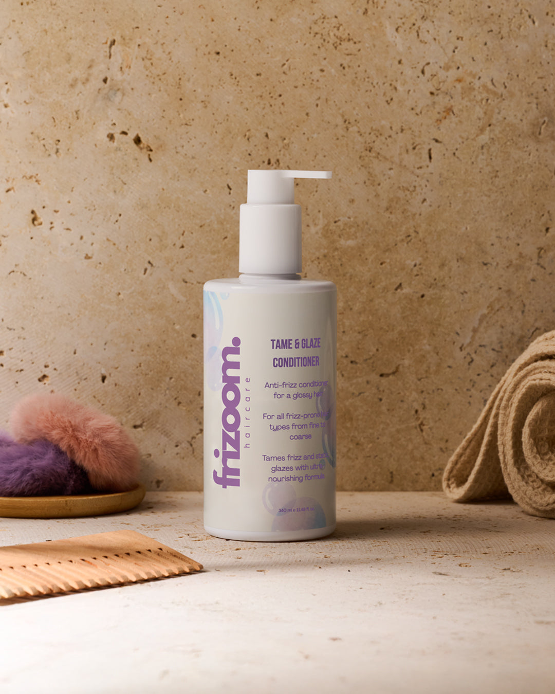 Elektriklenme Karşıtı Parlaklık Veren Saç Kremi (Tame & Glaze Conditioner)